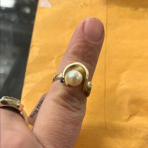 430395/534 Yg Pearl topaz